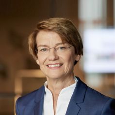 Auf dem Bild ist Sabine Schumann, Vertriebsdiektorin von Wagner und Florack, zu sehen.