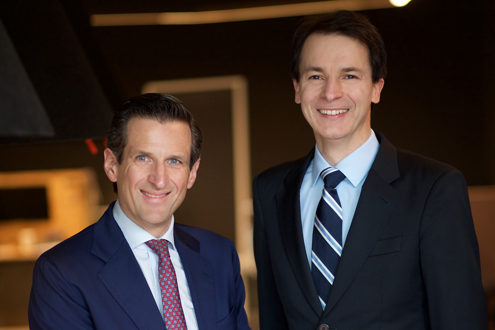 Auf dem Bild sind Dominikus Wagner Mitgründer und Fondsmanager von Wagner und Florack und Dr. Dirk Schmitt Co-Fondsmanager der Unternehmerfonds zu sehen